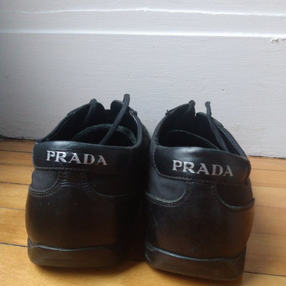 PRADA SNEAKERS - Picture 2 of 5